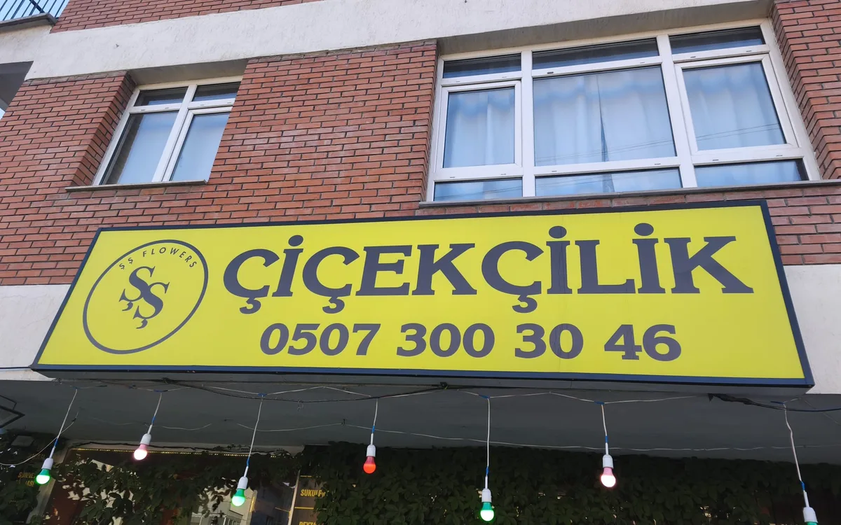 İvedik Çelenk Siparişi ve Teslimatı: İşletmeler İçin Yerel Rehber